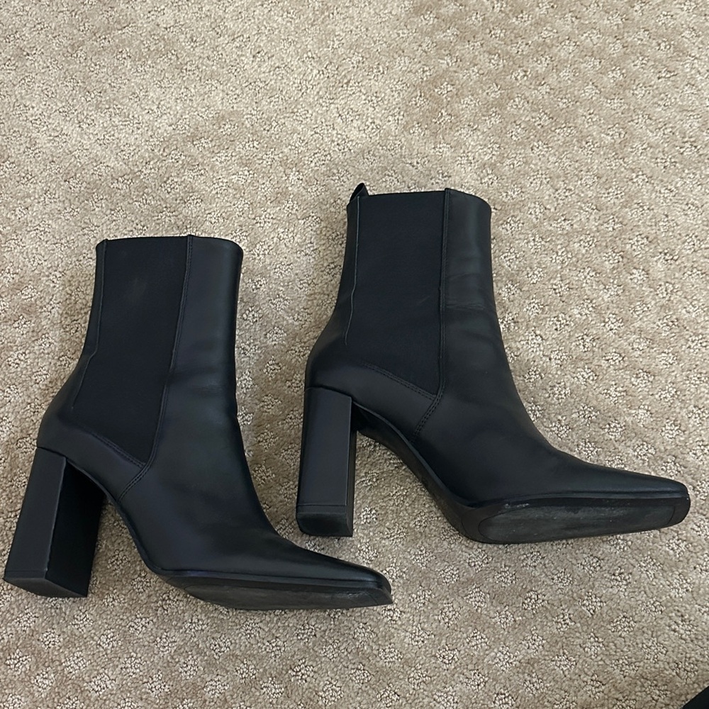 Zara Heeled booties